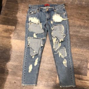 ✨worn once—Super Distressed Jeans✨